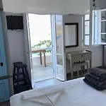 Amfitriti Serifos * Livadi (Serifos)