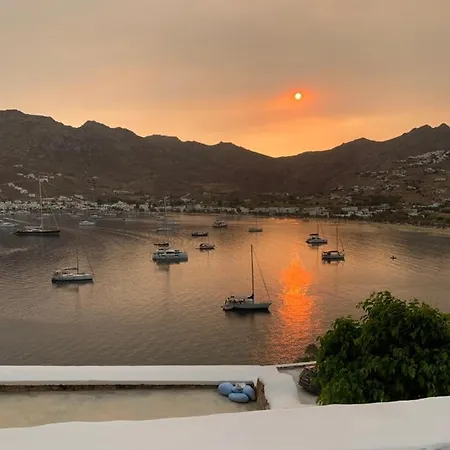 Amfitriti Serifos * Livadi (Serifos)