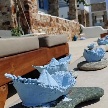 Amfitriti Serifos Livadi (Serifos)
