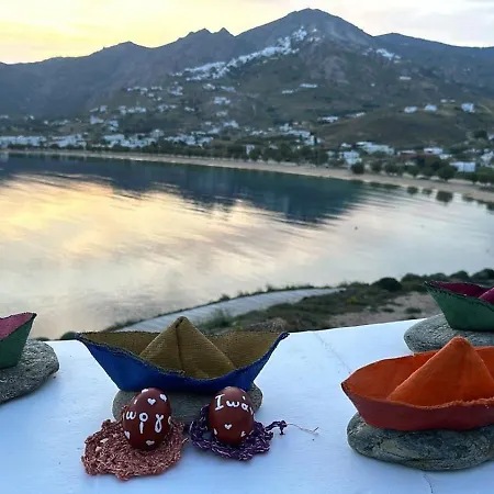 Amfitriti Serifos Livadi (Serifos)