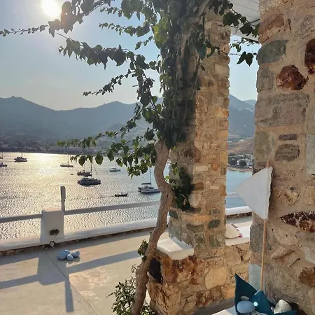Amfitriti Serifos Daire Livadi (Serifos)