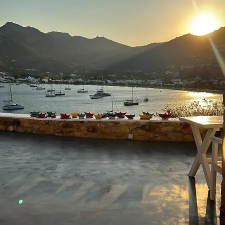 Amfitriti Serifos Livadi (Serifos)