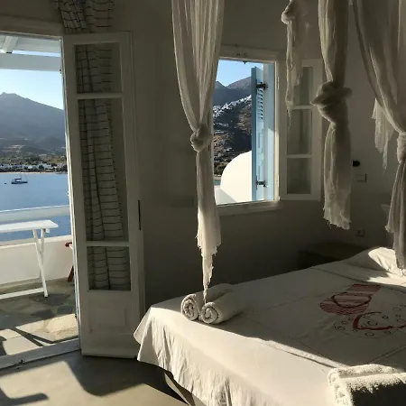 Amfitriti Serifos Apartment