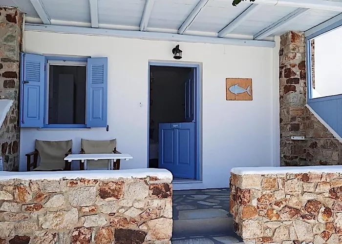 Amfitriti Serifos Livadi (Serifos)